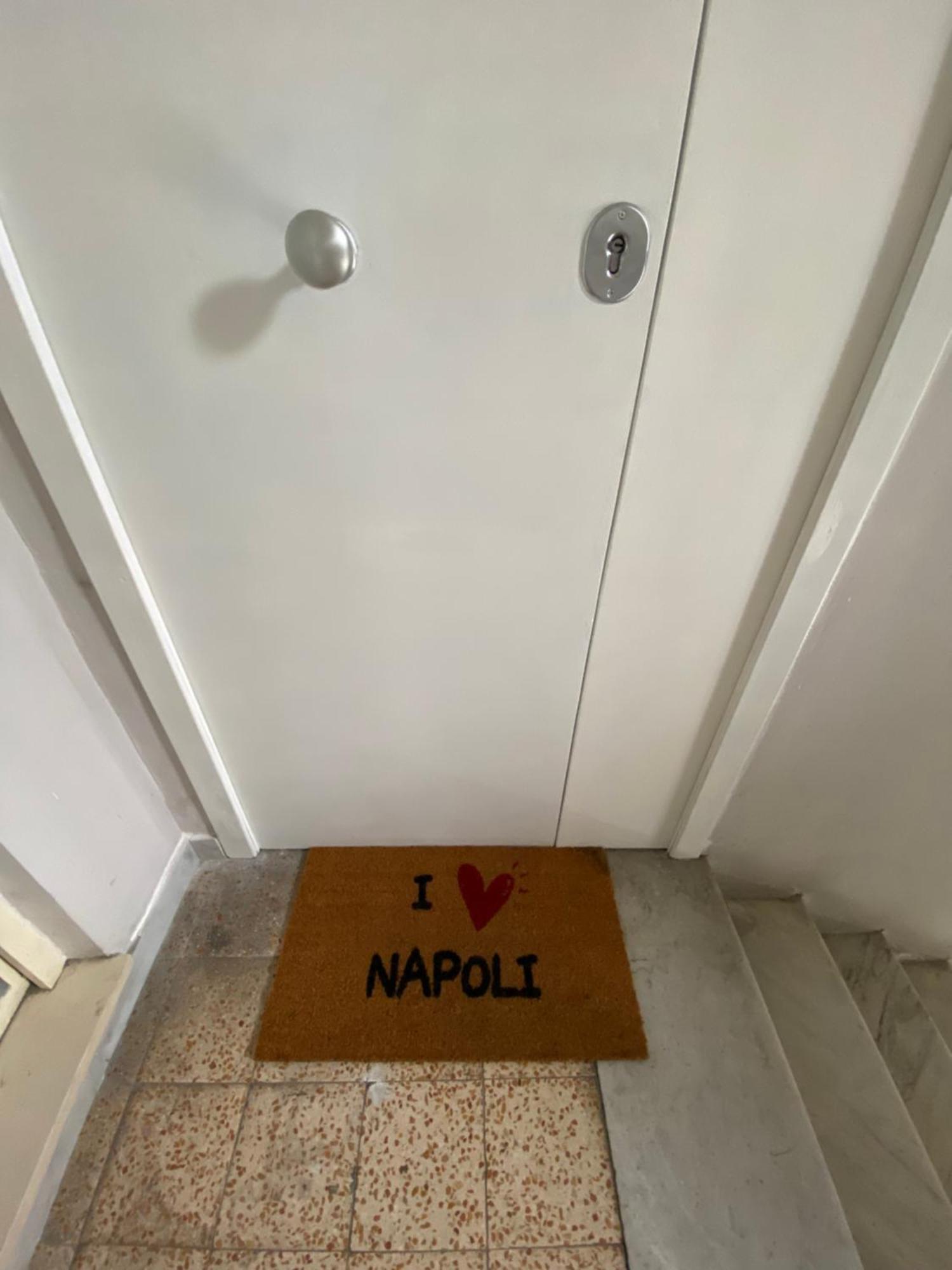 Ellebi * Napoli
