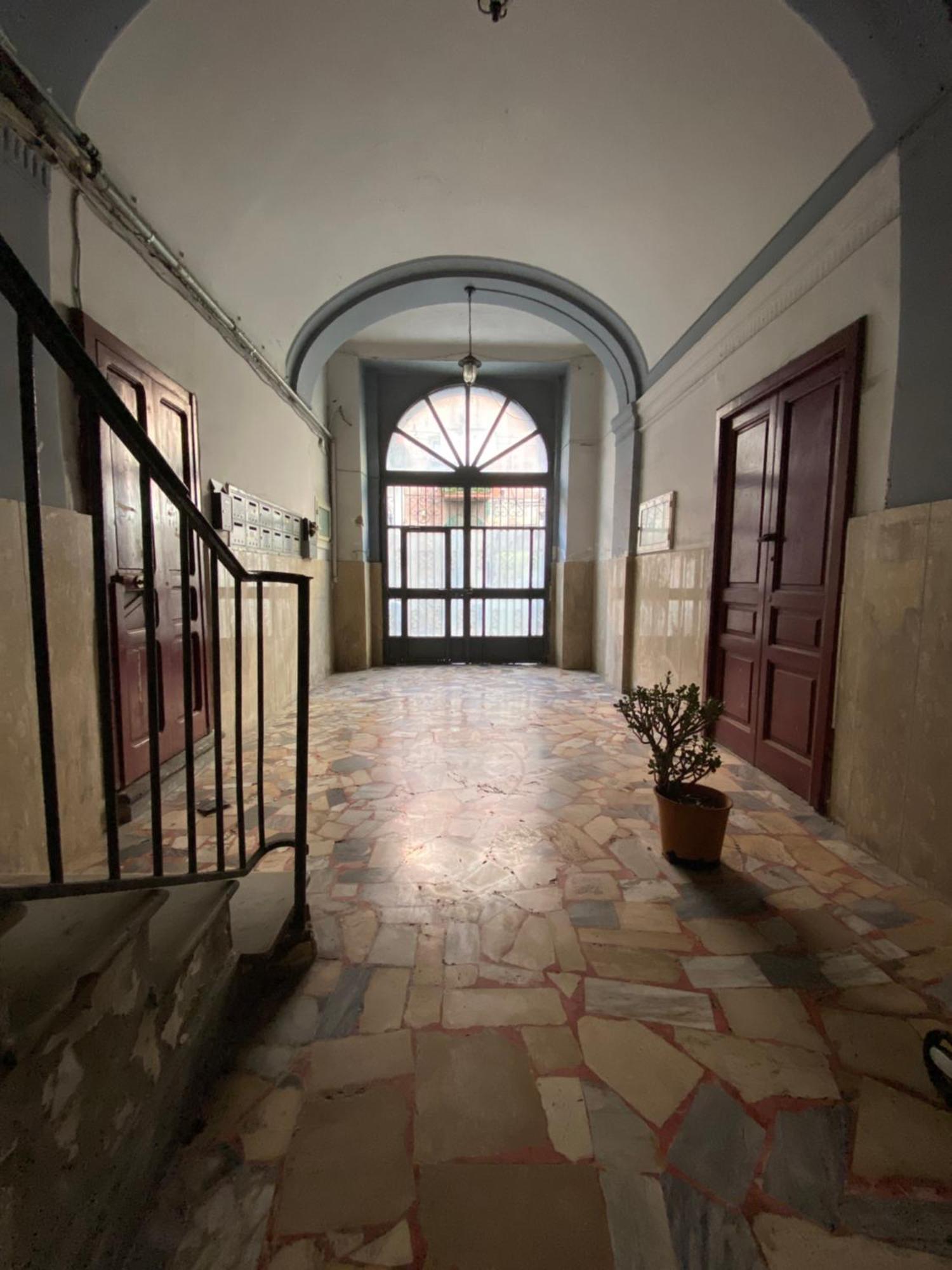 Ellebi Apartment *